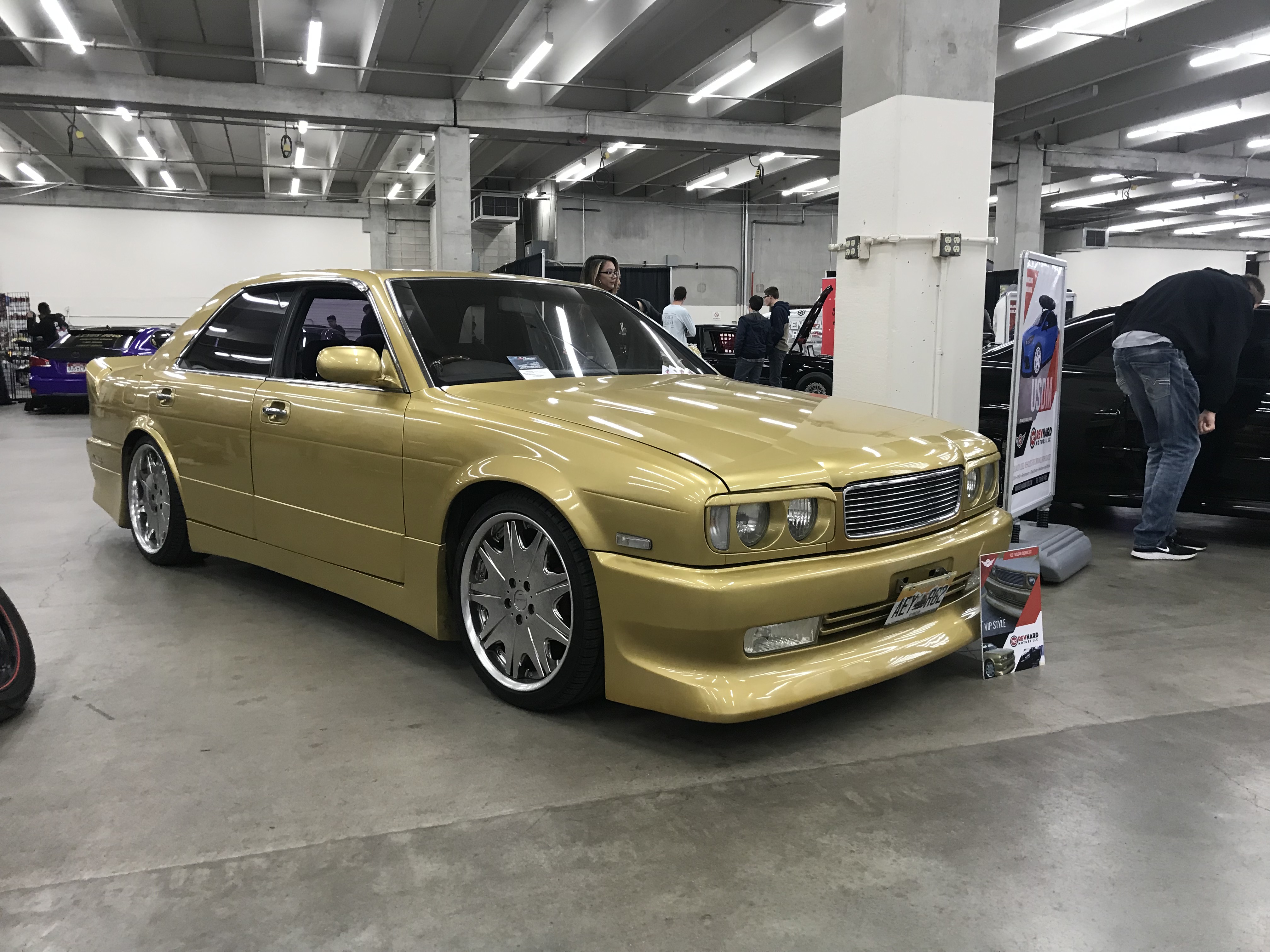 Nissan Cedric JDM