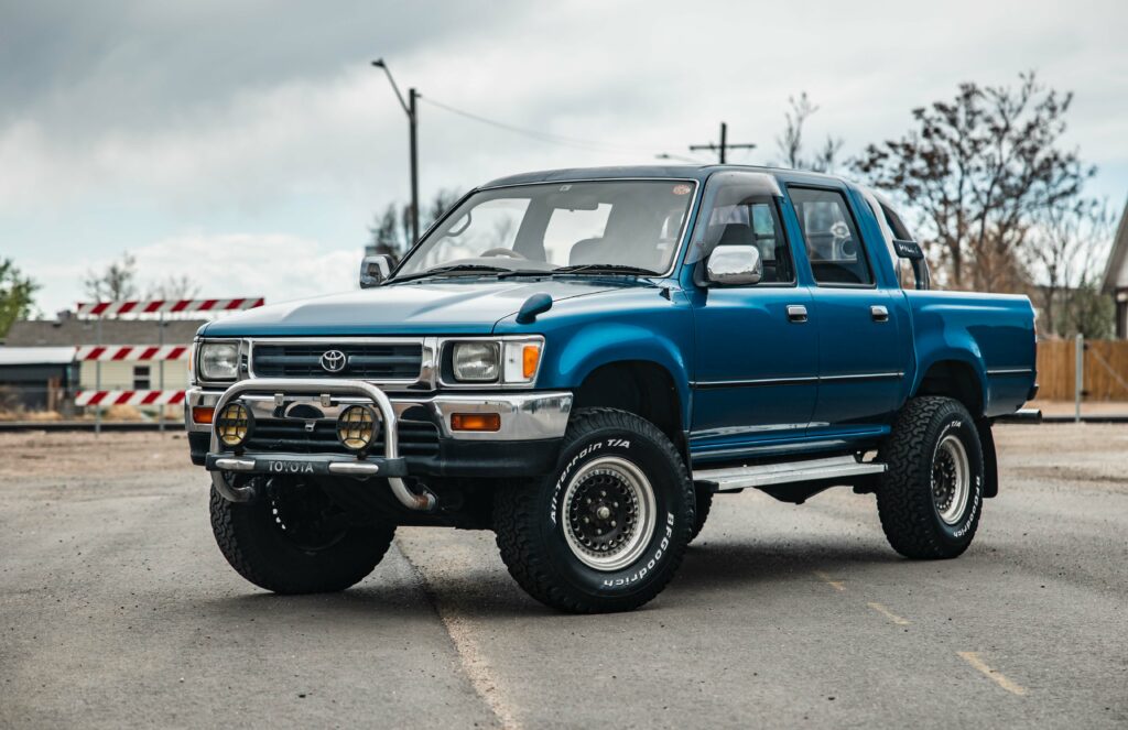 1992 Light Blue Toyota Hilux-12
