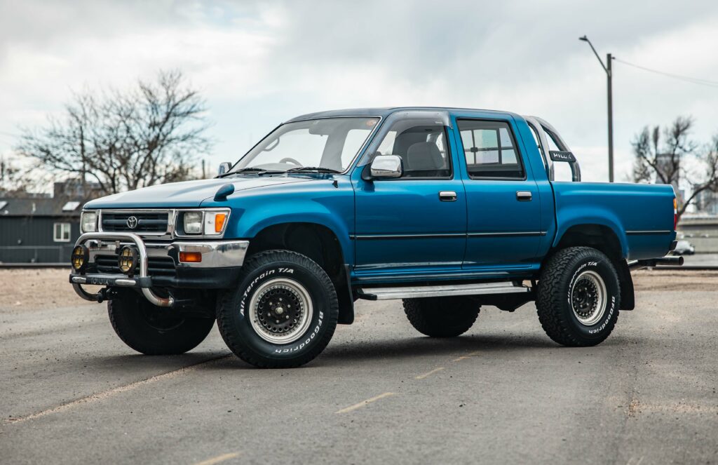 1992 Light Blue Toyota Hilux-13