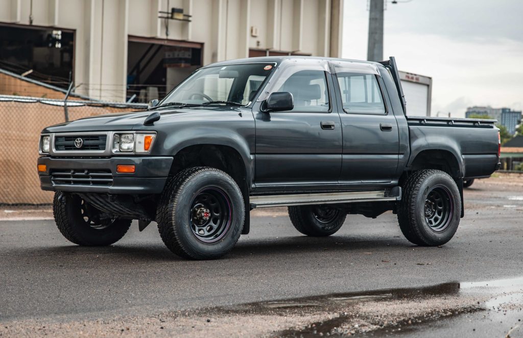 1992 Toyota Hilux Pickup-10