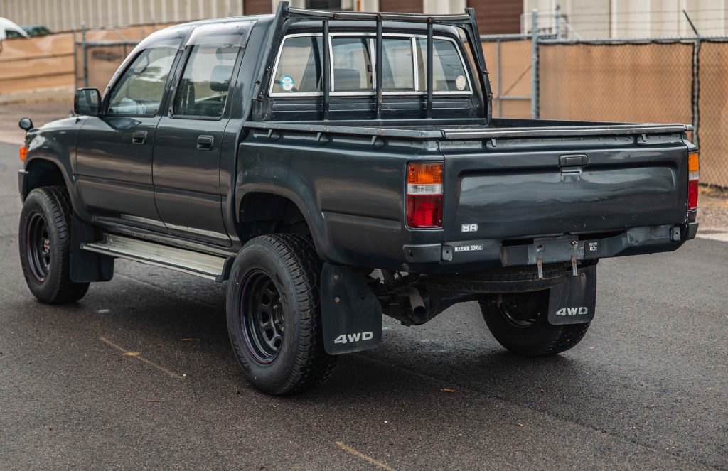 1992 Toyota Hilux Pickup-17