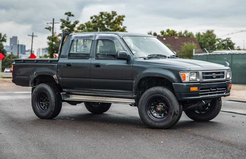 1992 Toyota Hilux Pickup-3