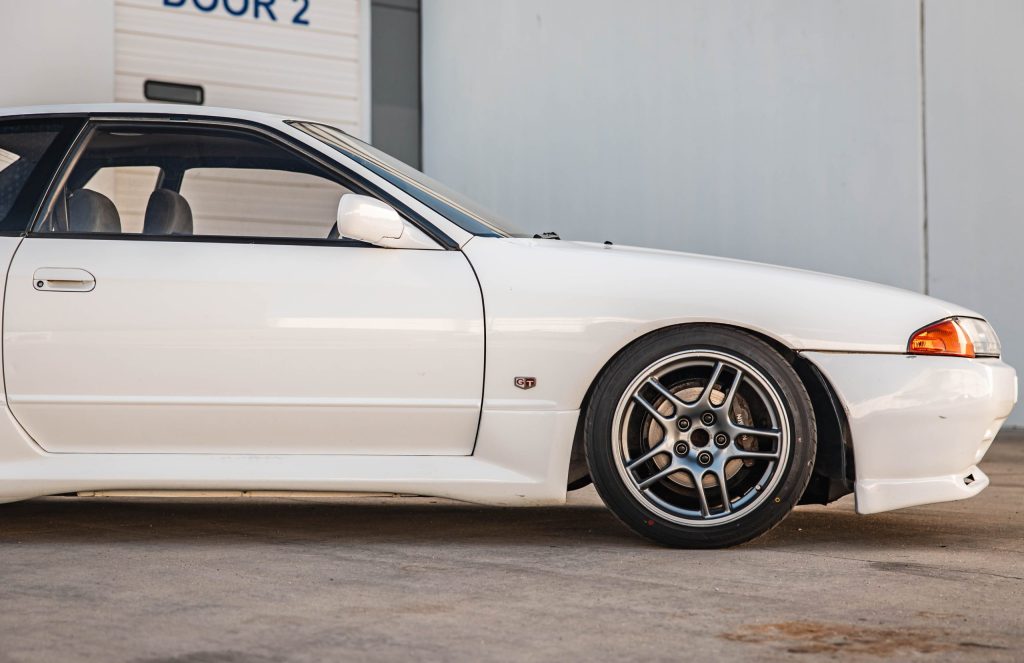 1992 Nissan Skyline R32 GTS-T-10