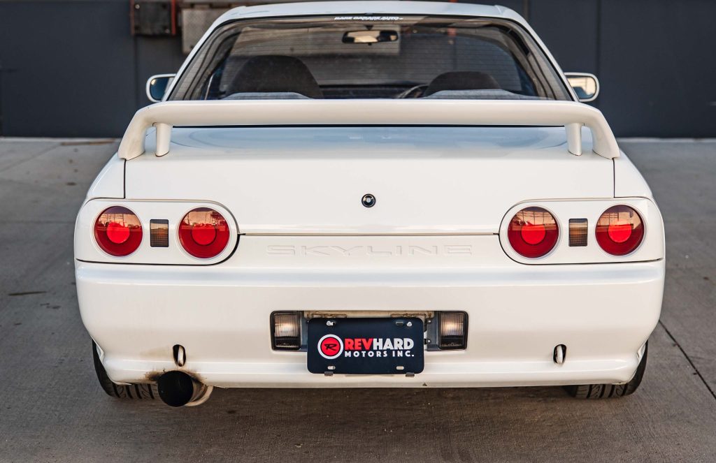 1992 Nissan Skyline R32 GTS-T-18